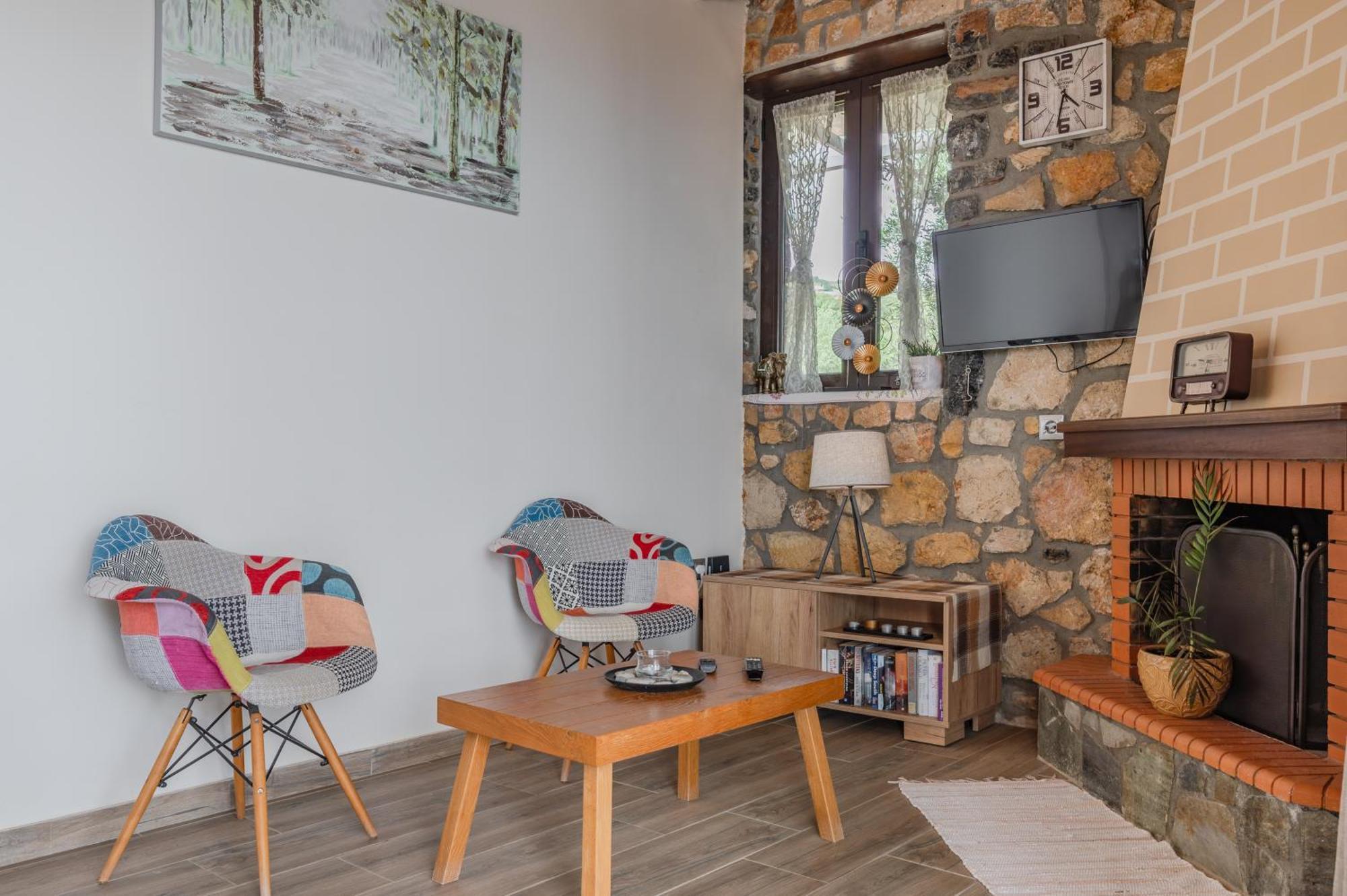 Souda Bay Cottage プラキアス エクステリア 写真
