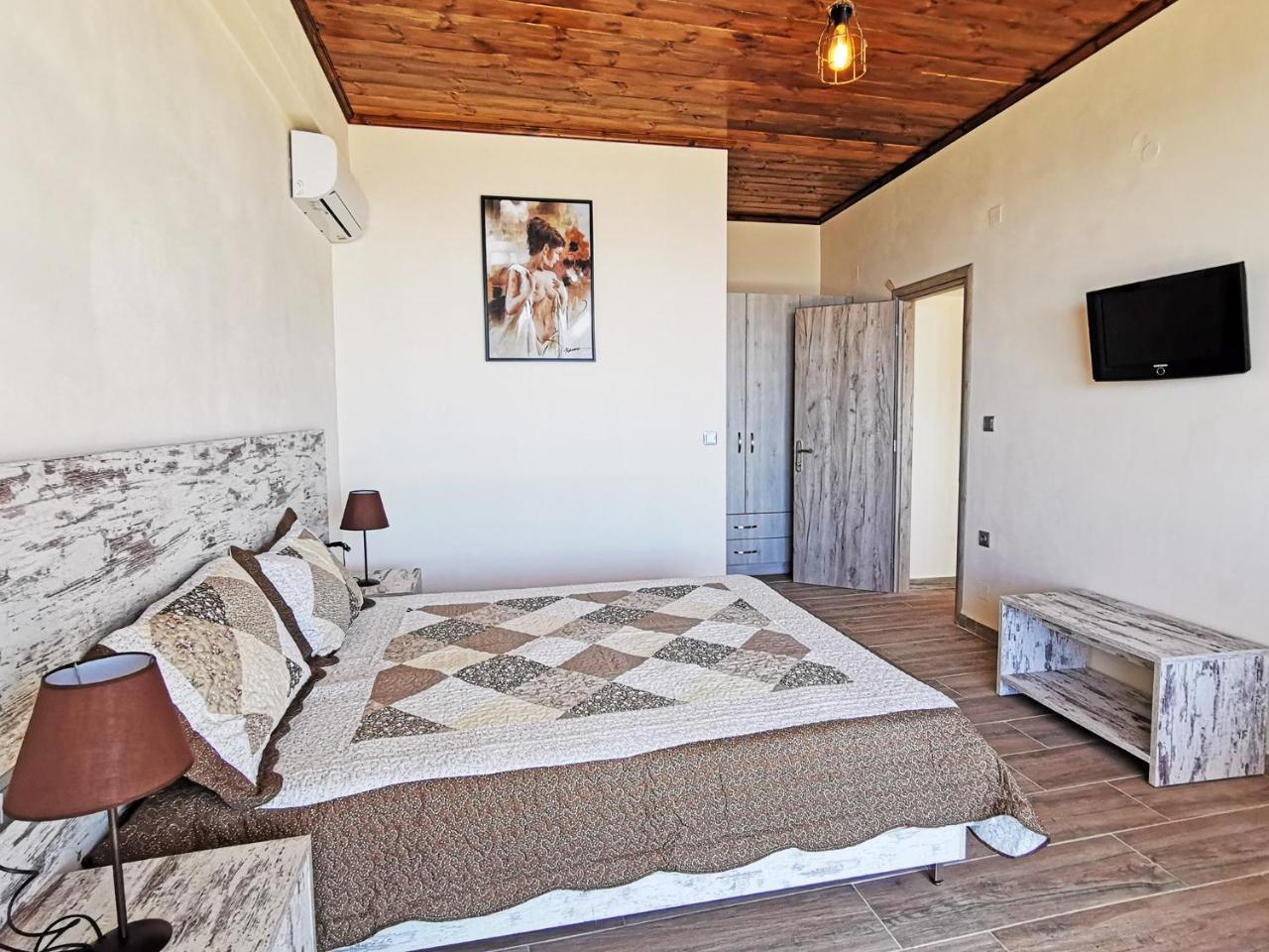 Souda Bay Cottage プラキアス エクステリア 写真